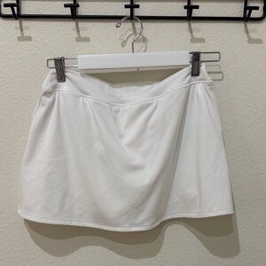 Hollister White Athletic Skirt (Gilly Hicks)